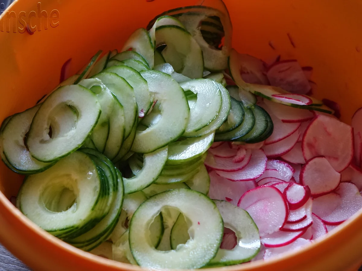 Gurken-Radieschensalat mit Mais - Rezept - Bild Nr. 5988