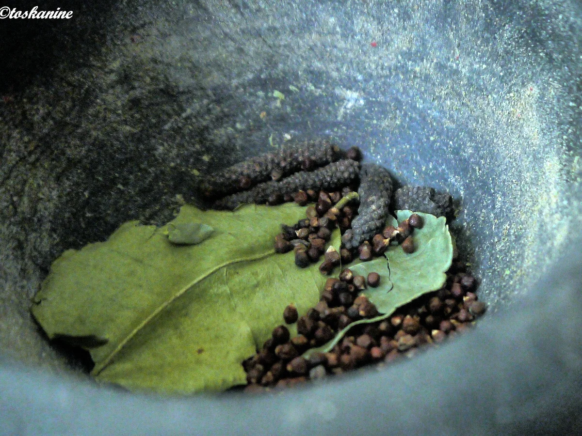 Rezept: Currywurst "Bombay" Bild Nr. 5993 Currywurst "Bombay" - Rezept - Bild Nr. 5993