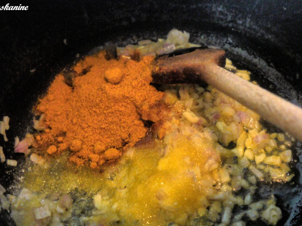 Rezept: Currywurst "Bombay" Bild Nr. 5995 Currywurst "Bombay" - Rezept - Bild Nr. 5995