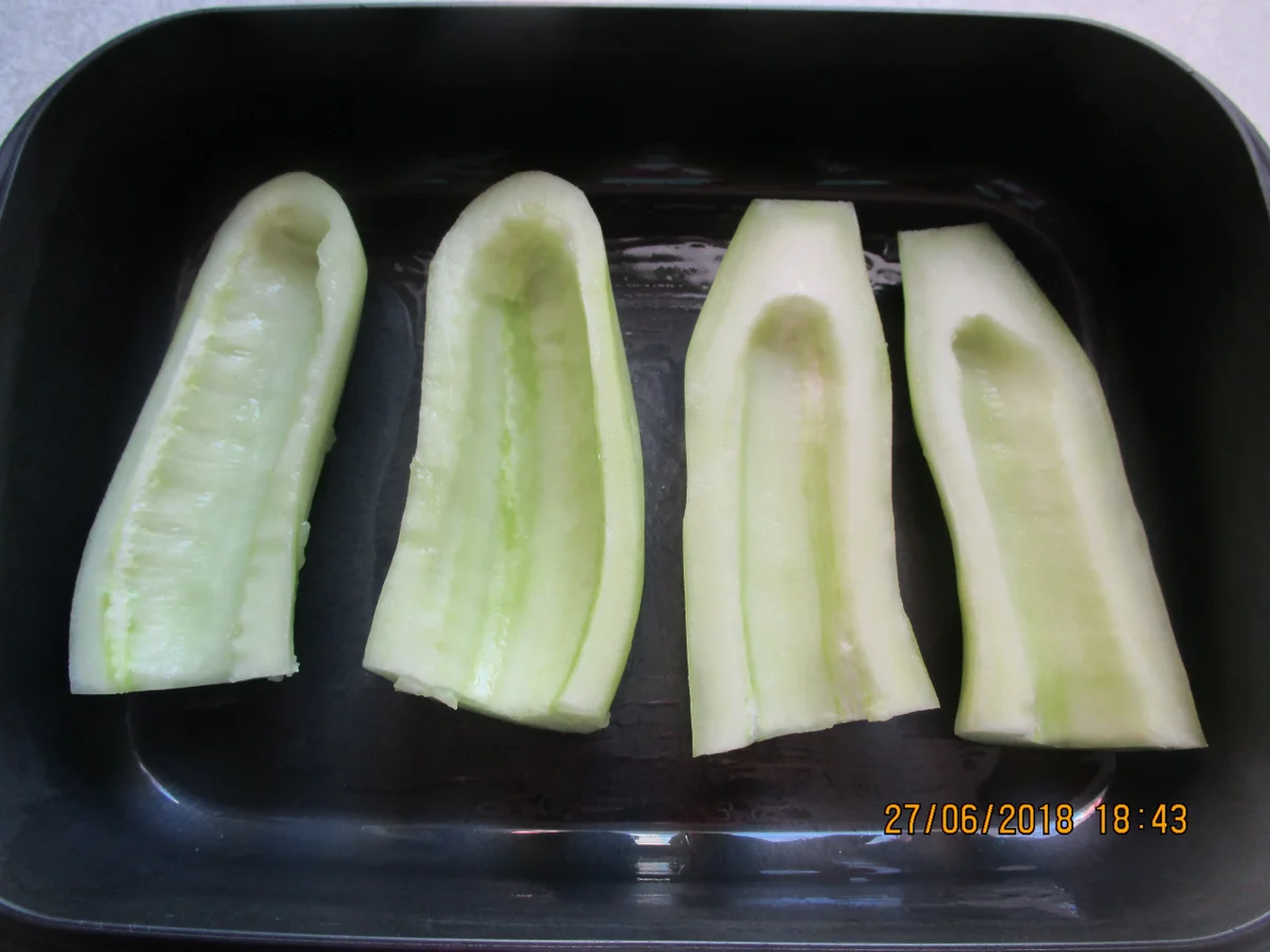 Die ersten Gartengurken pikant gefüllt... - Rezept - Bild Nr. 6040