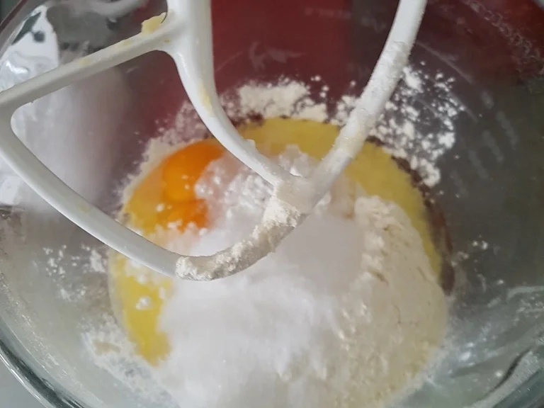 Oma Löffel`s Kuchen = Butterstreusel Blechkuchen - Rezept - Bild Nr. 6032