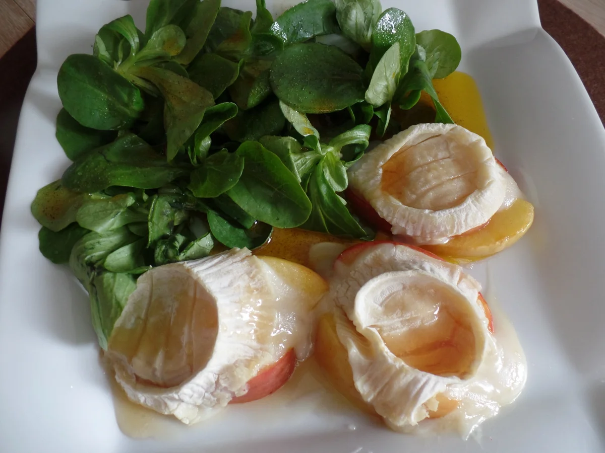 Rezept: Warmer Ziegenkäse mit Feldsalat Bild Nr. 6037 Warmer Ziegenkäse mit Feldsalat - Rezept - Bild Nr. 6037