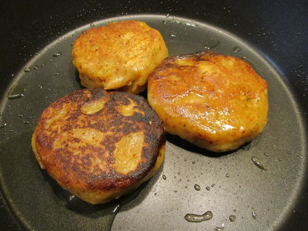 Rezept: Tex-Mex-Kartoffeltaler in Käse-Sahne-Soße Bild Nr. 6039 Tex-Mex-Kartoffeltaler in Käse-Sahne-Soße - Rezept - Bild Nr. 6039