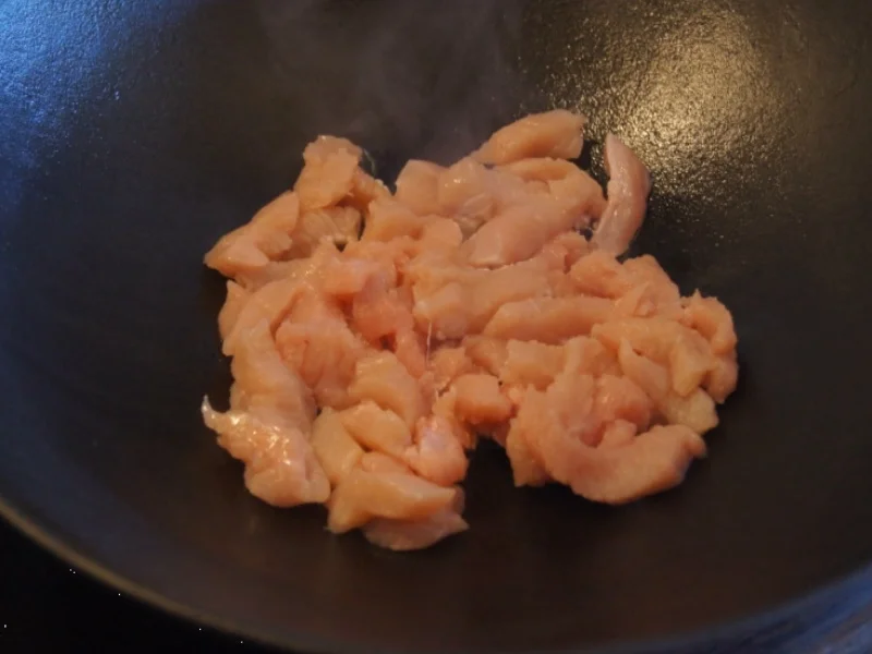 Rezept: Thailändisches rotes Curry mit gelben Basmati Reis Bild Nr. 6042 Thailändisches rotes Curry mit gelben Basmati Reis - Rezept - Bild Nr. 6042