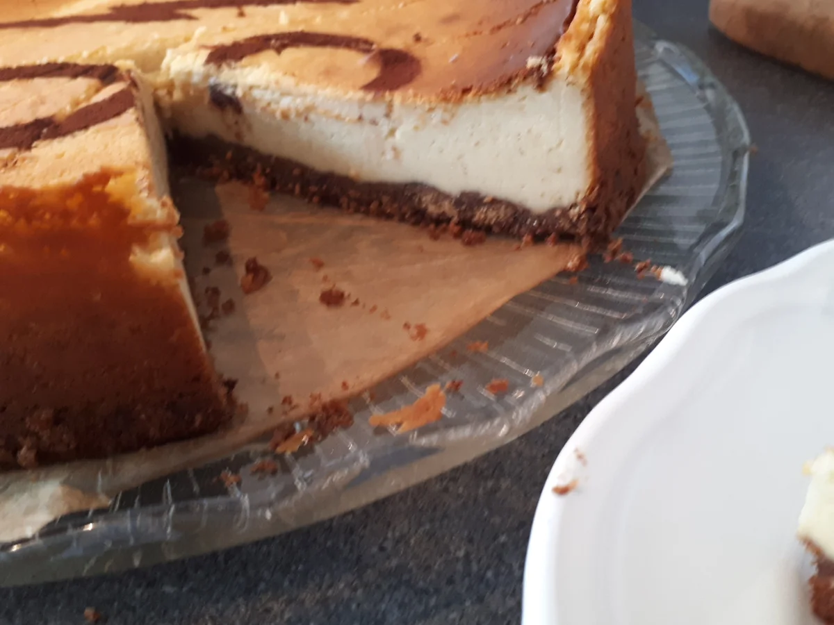 Rezept: Josy's Cheesecake .. mit Zimt-Keksboden! Bild Nr. 6042 Josy's Cheesecake .. mit Zimt-Keksboden! - Rezept - Bild Nr. 6042