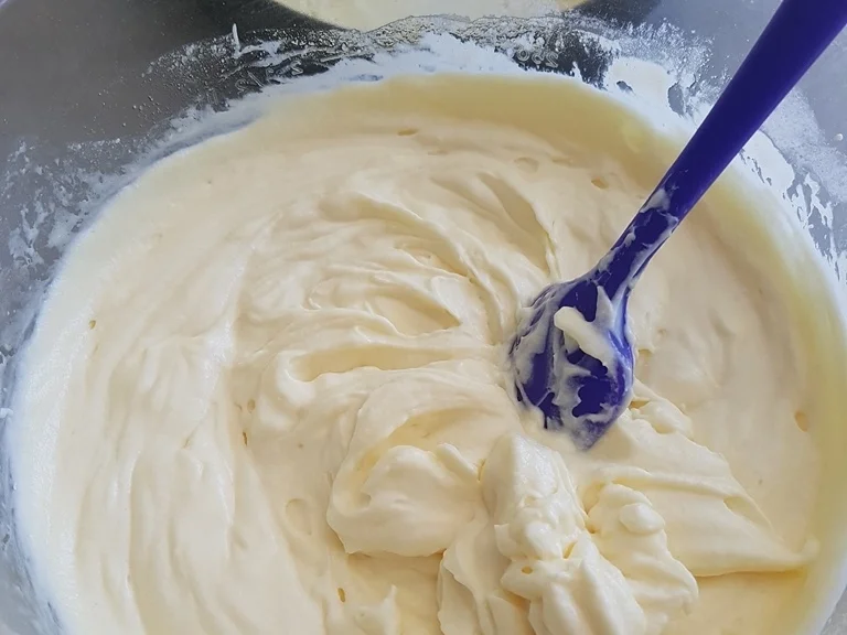 Käsekuchen mit Baiserhaube à la Biggi - Rezept - Bild Nr. 6045