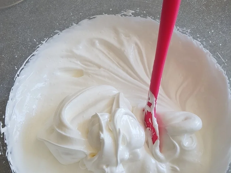 Käsekuchen mit Baiserhaube à la Biggi - Rezept - Bild Nr. 6046