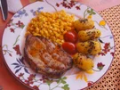 Rezept: Schweinenackensteak mit Buttermais und Gewürz-Kartoffeln Bild Nr. 6060 Schweinenackensteak mit Buttermais und Gewürz-Kartoffeln - Rezept - Bild Nr. 6060