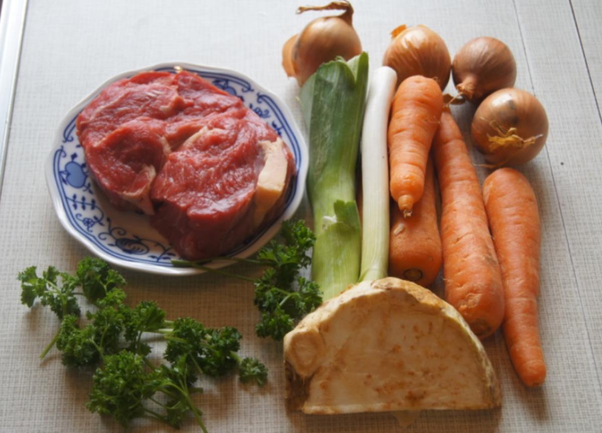 Kräftige Rindfleischsuppe mit Gemüse - Rezept - Bild Nr. 3
