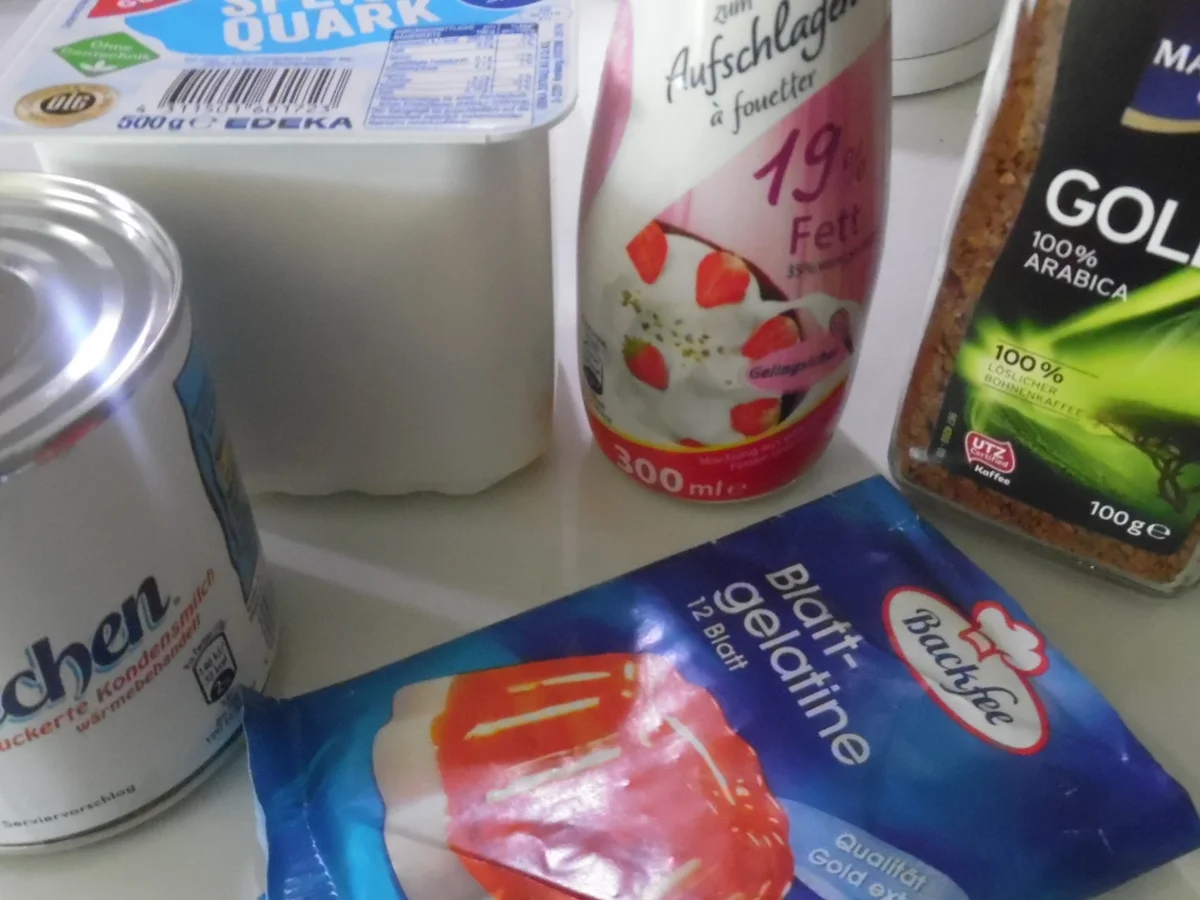 Rezept: Latte Macchiato-Mousse-Türmchen Bild Nr. 6066 Latte Macchiato-Mousse-Türmchen - Rezept - Bild Nr. 6066