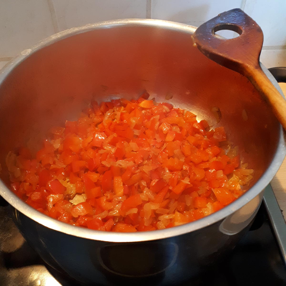 Paprika-Reis und Gurkensalat - Rezept - Bild Nr. 3