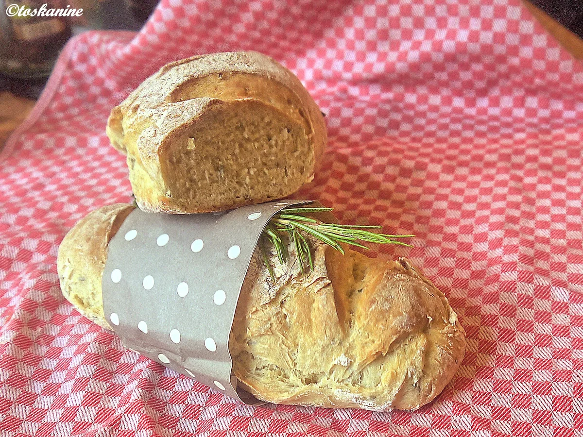 Rezept: Kräuter-Buttermilch-Baguette Bild Nr. 3 Kräuter-Buttermilch-Baguette - Rezept - Bild Nr. 3