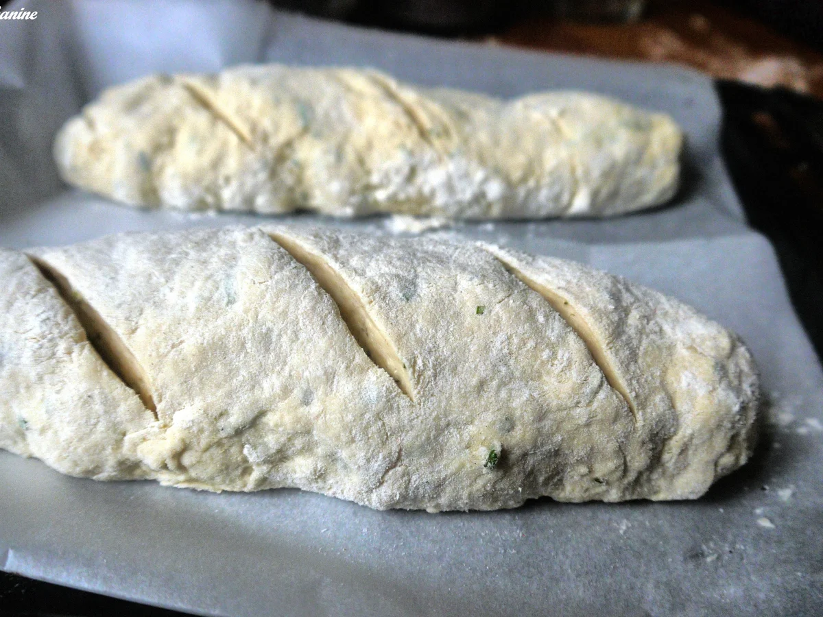 Rezept: Kräuter-Buttermilch-Baguette Bild Nr. 9 Kräuter-Buttermilch-Baguette - Rezept - Bild Nr. 9