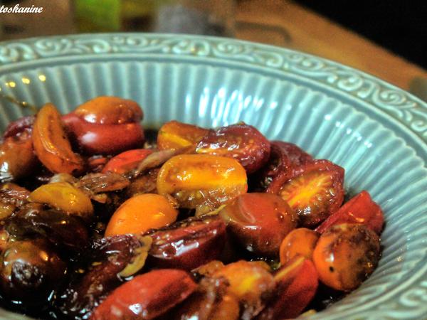 lauwarme Vanille-Tomaten mit Büffelmozzarella - Rezept - kochbar.de