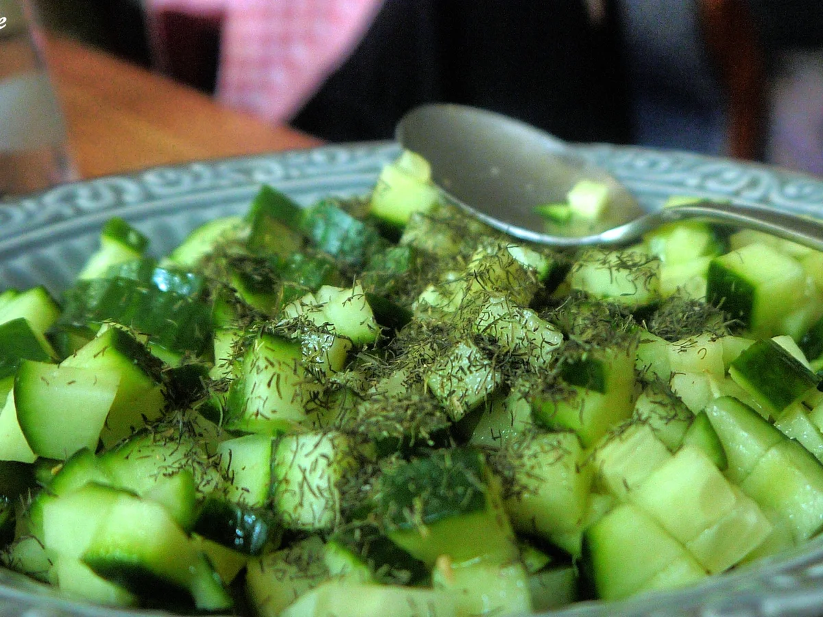 Rezept: Gurken-Skyrella-Salat Bild Nr. 3 Gurken-Skyrella-Salat - Rezept - Bild Nr. 3