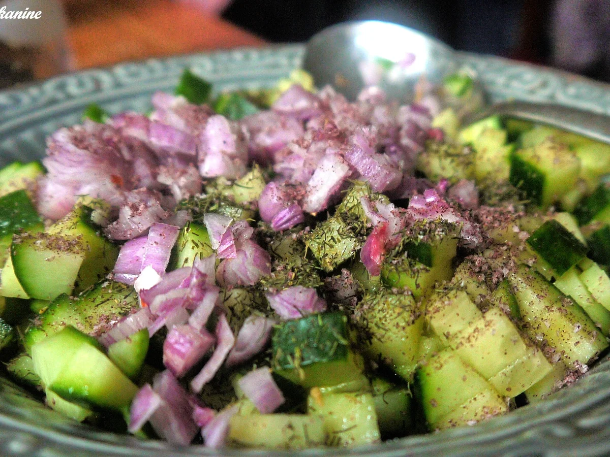 Rezept: Gurken-Skyrella-Salat Bild Nr. 4 Gurken-Skyrella-Salat - Rezept - Bild Nr. 4