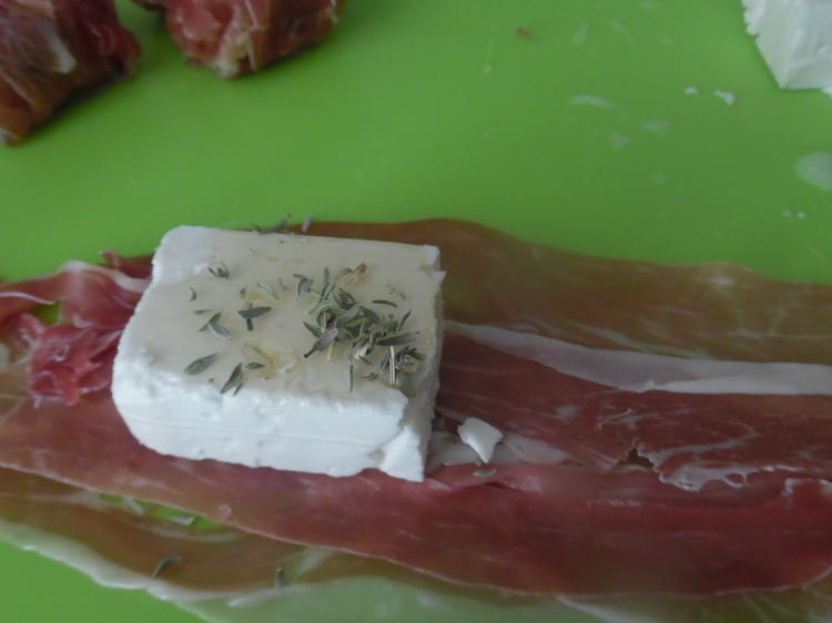 Feta-Schinken-Päckchen für den Grill - Rezept - kochbar.de