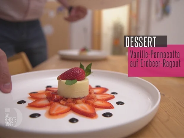 Vanille-Panna-Cotta auf Erdbeer-Ragout - Rezept - Bild Nr. 2