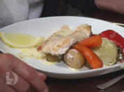 Filet vom Saibling an Fenchel-Paprika-Gemüse mit Limetten-Kresse-Soße und Kartoffeln - Rezept - Bild Nr. 2