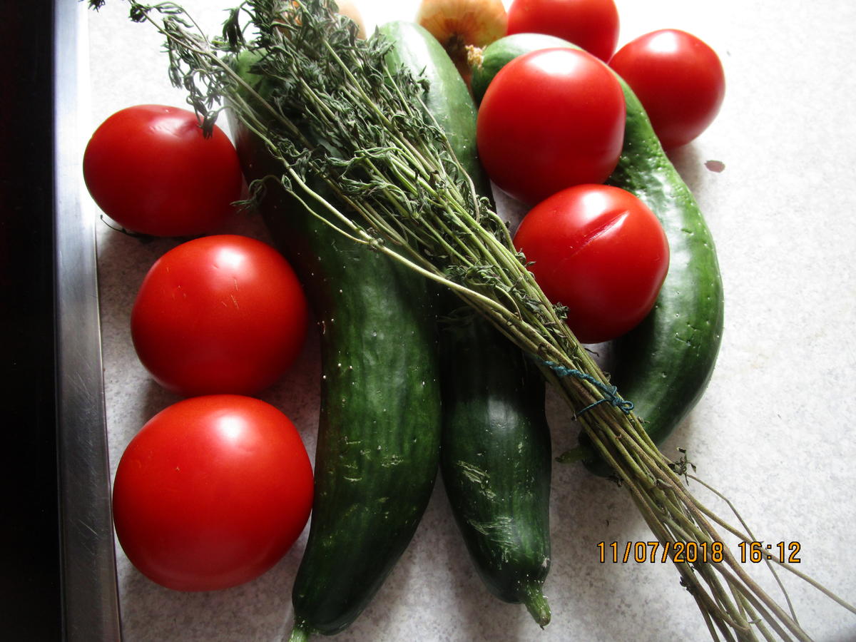Eintopf: Grüne Bohnen mit Tomaten, Gurken und Hack - Rezept - Bild Nr. 6078