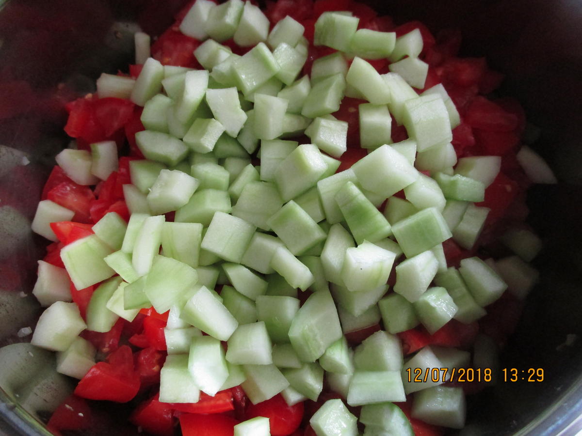 Eintopf: Grüne Bohnen mit Tomaten, Gurken und Hack - Rezept - Bild Nr. 6091