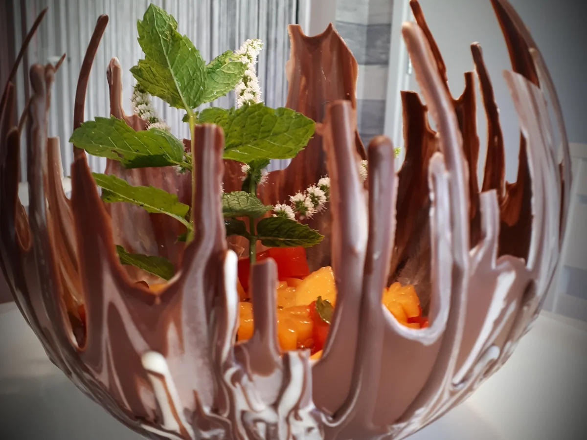 Rezept: Melonefiguren in schokoladiger Schale Bild Nr. 6089 Melonefiguren in schokoladiger Schale - Rezept - Bild Nr. 6089