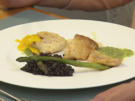 Trilogie vom Süßwasserräuber in Sößle an Belugalinsen und grünem Spargel - Rezept - Bild Nr. 2