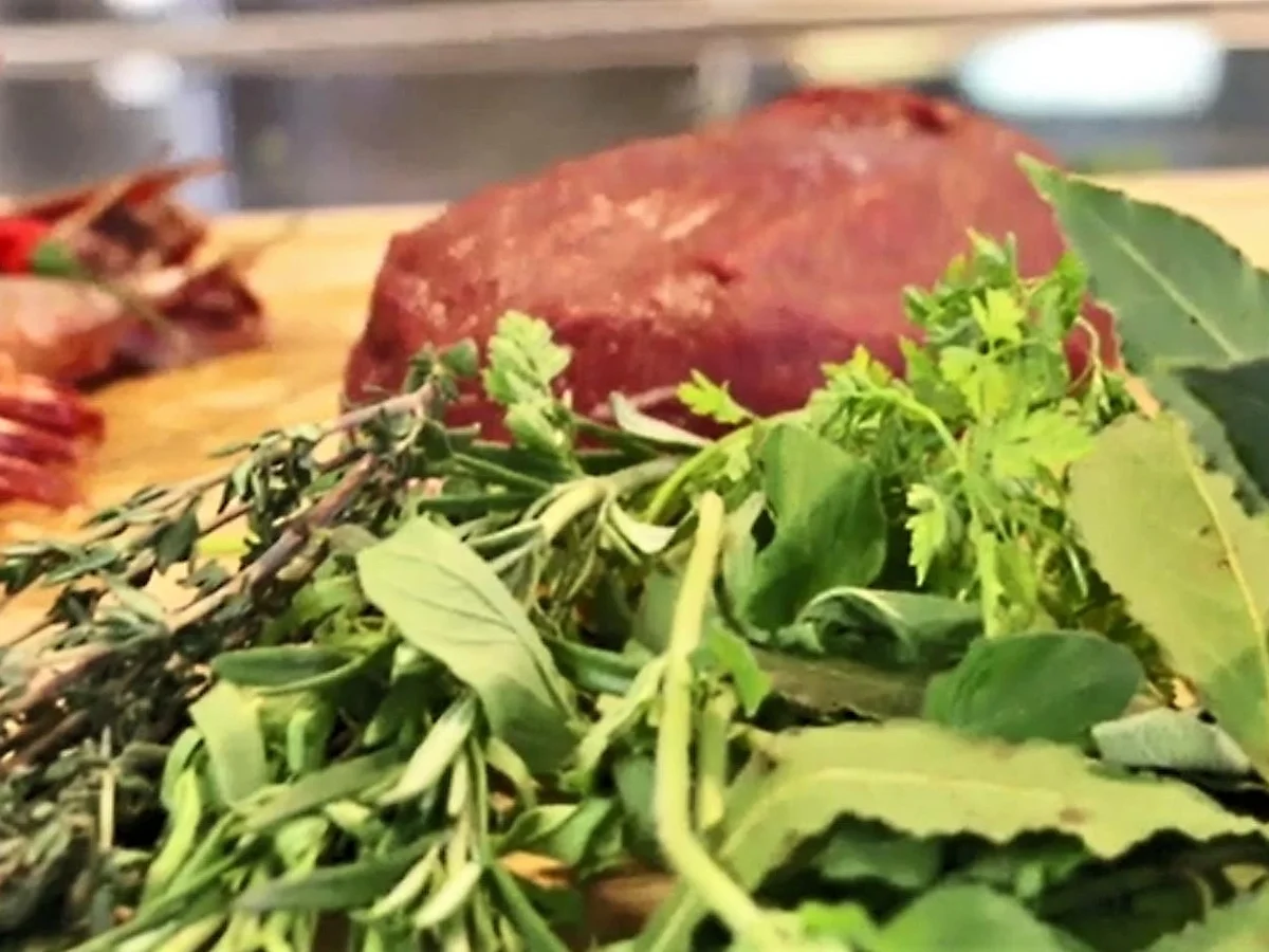 Rezept: Grill-Marinade für Rindfleisch mit Apfel und Kräutern der Provence Bild Nr. 6083 Grill-Marinade für Rindfleisch mit Apfel und Kräutern der Provence - Rezept - Bild Nr. 6083