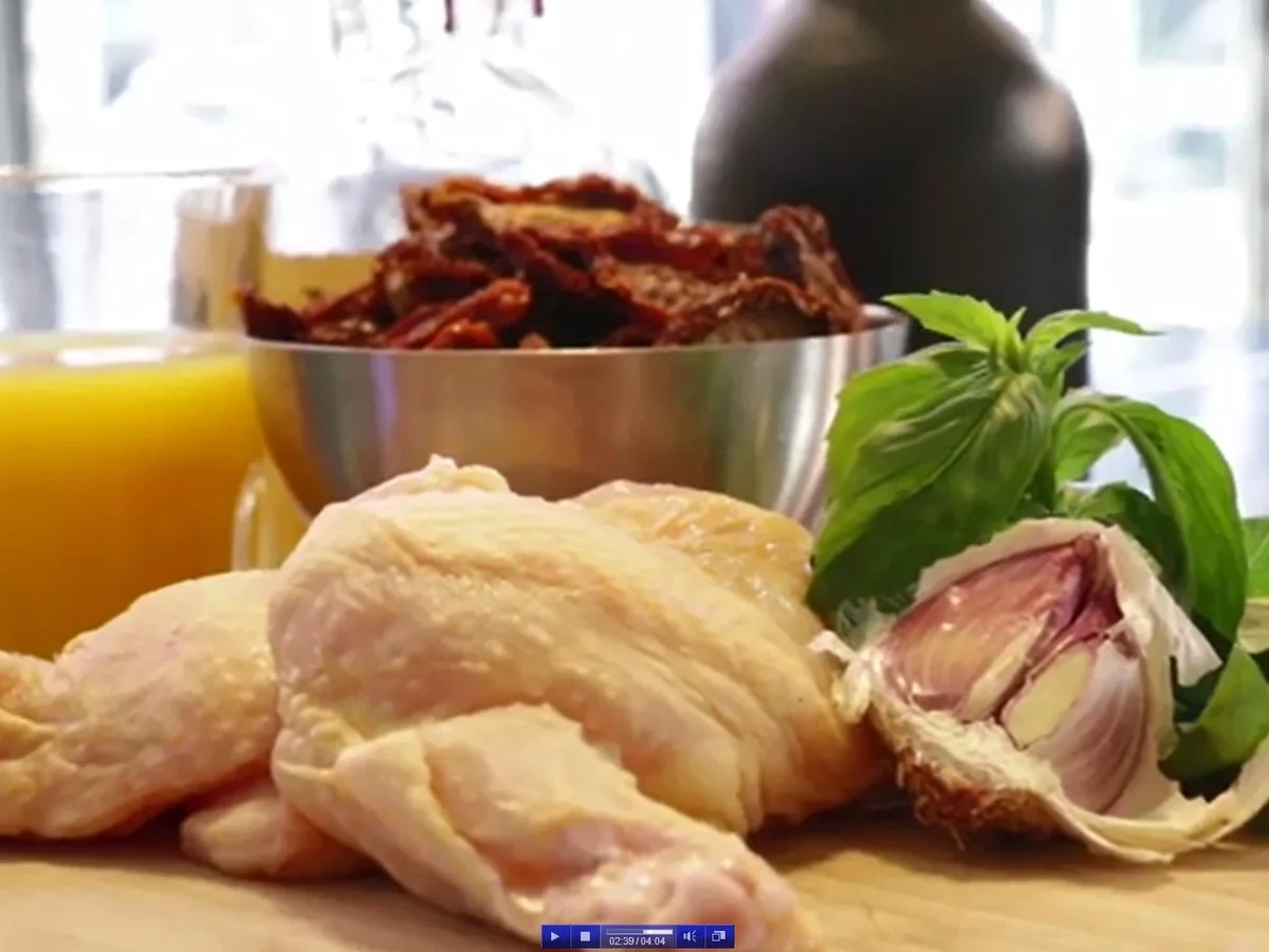 Rezept: Grill-Marinade für Huhn mit Whisky, getrockneten Tomaten und Basilikum Bild Nr. 2 Grill-Marinade für Huhn mit Whisky, getrockneten Tomaten und Basilikum - Rezept - Bild Nr. 2