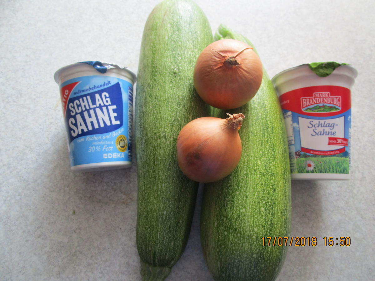Ein lecker Süppchen aus Zucchini und Möhren - Rezept - Bild Nr. 6094