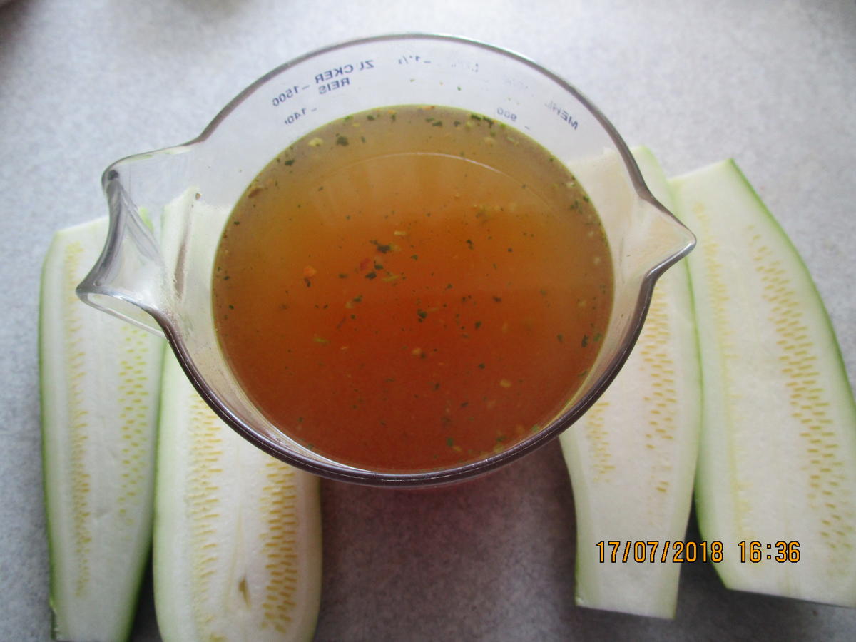 Ein lecker Süppchen aus Zucchini und Möhren - Rezept - Bild Nr. 6097