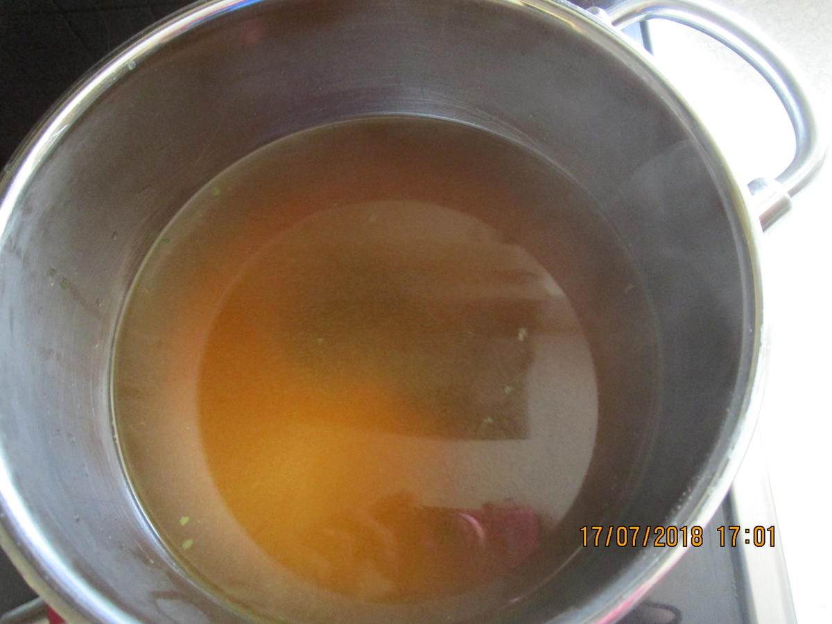 Ein lecker Süppchen aus Zucchini und Möhren - Rezept - Bild Nr. 6099