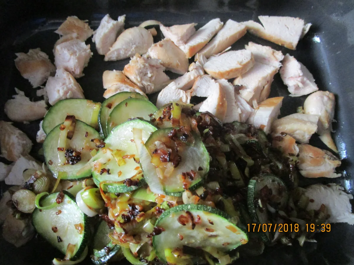 Auflauf: Zucchini mit Hähnchen und Senfsahnesauce - Rezept - Bild Nr. 6108