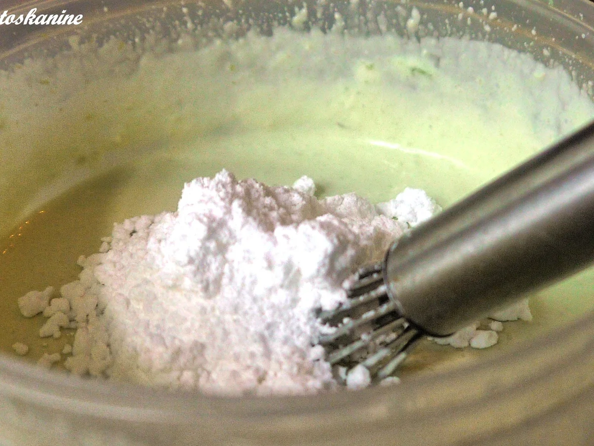 Rezept: Avocado-Limetten-Creme mit Himbeeren Bild Nr. 4 Avocado-Limetten-Creme mit Himbeeren - Rezept - Bild Nr. 4