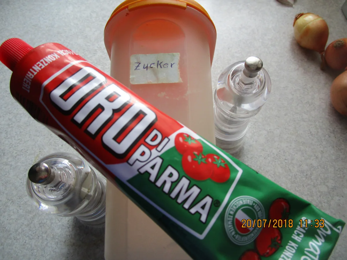 Paprika-Zucchini-Zwiebel-Gemüse m. Knobi - Rezept - Bild Nr. 6100