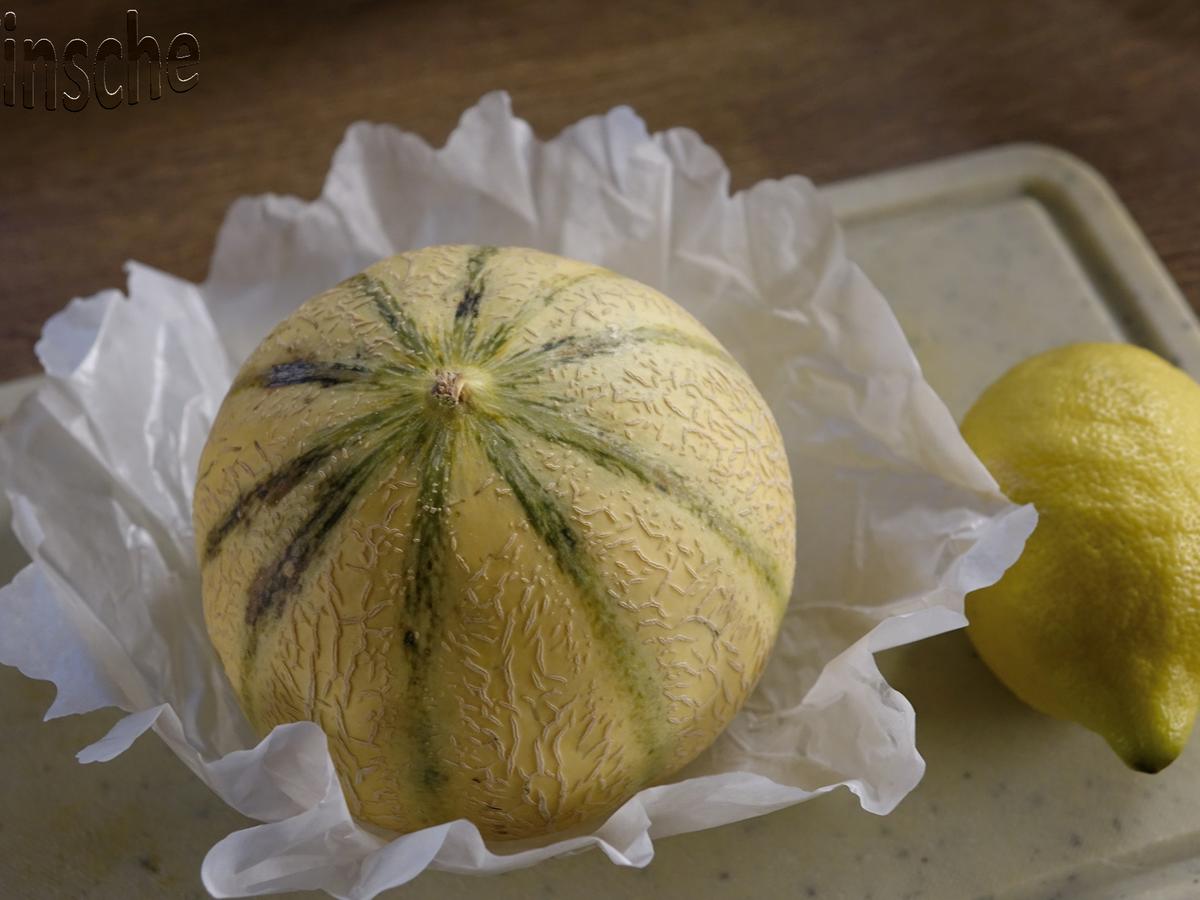 Marinierte Melone an Joghurt Sahne Eis HERRLICH- - einfach - von sTinsche Marinierte Melone an Joghurt Sahne Eis HERRLICH- - einfach - von sTinsche