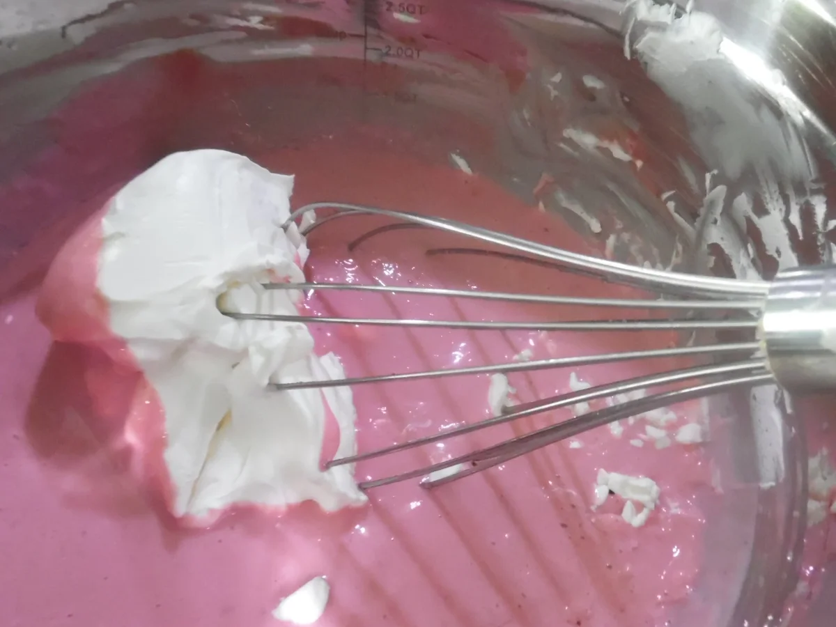 Rezept: Erdbeer-Traum mit "Kuss" Bild Nr. 6118 Erdbeer-Traum mit "Kuss" - Rezept - Bild Nr. 6118