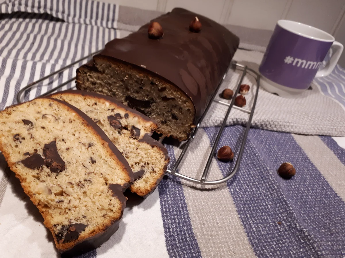 Rezept: BiNe` S VANILLENUSSKUCHEN MIT SCHOKOSTÜCKCHEN Bild Nr. 6110 BiNe` S VANILLENUSSKUCHEN MIT SCHOKOSTÜCKCHEN - Rezept - Bild Nr. 6110