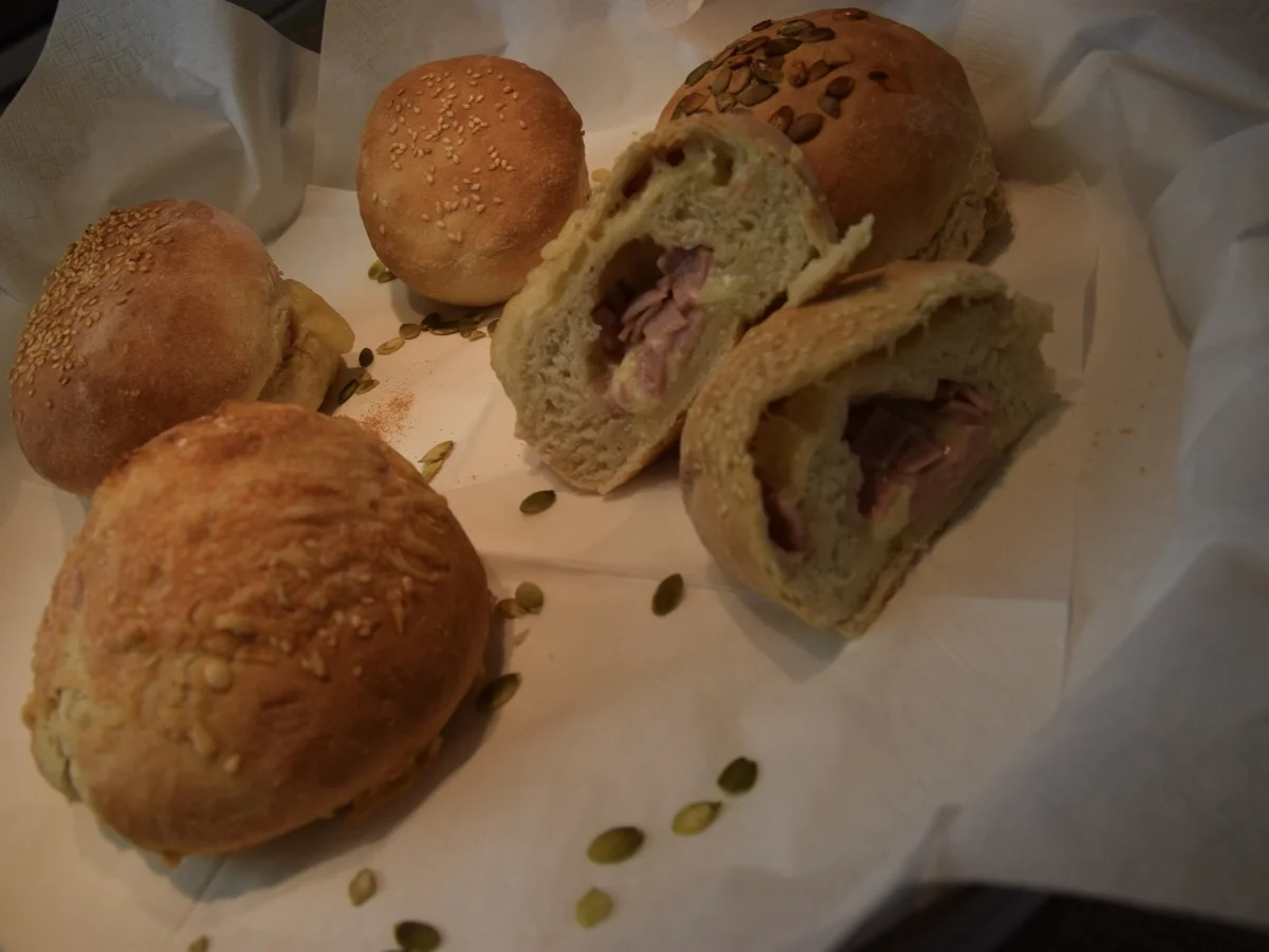 Gefüllte Brötchen - Rezept - Bild Nr. 6111