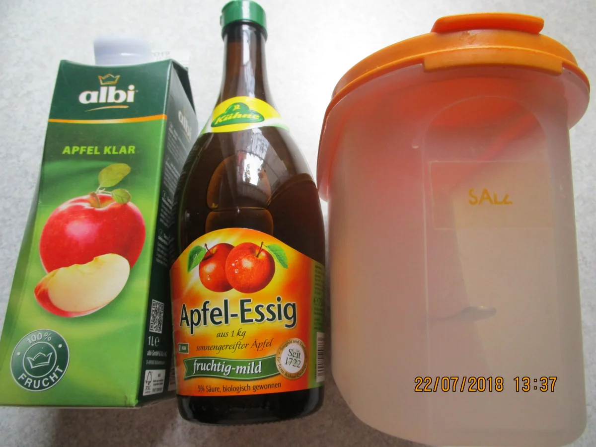 Rezept: Eingemachtes: süß-sauer eingelegte Zucchini Bild Nr. 6112 Eingemachtes: süß-sauer eingelegte Zucchini - Rezept - Bild Nr. 6112