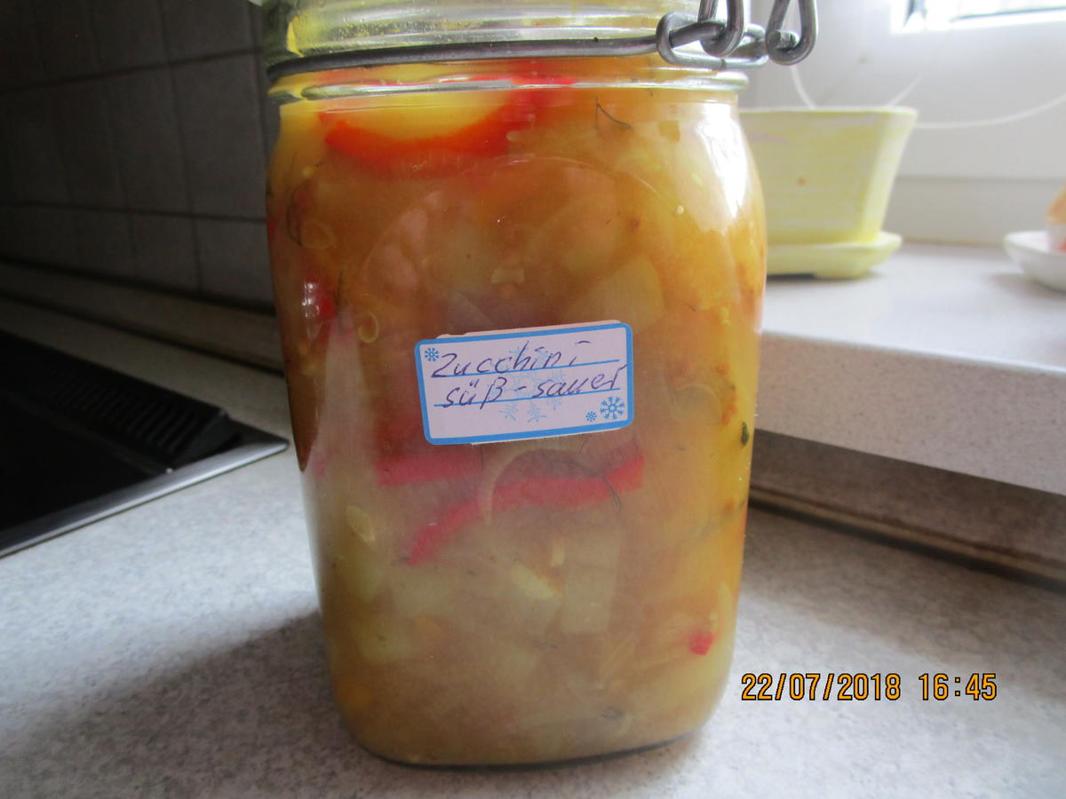 Eingemachtes: süß-sauer eingelegte Zucchini - Rezept - Bild Nr. 6130