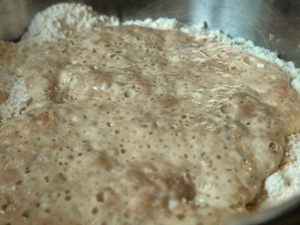 Sesam Dinkel Baguette - einfach - 241 kcal/100g Sesam Dinkel Baguette - einfach - 241 kcal/100g