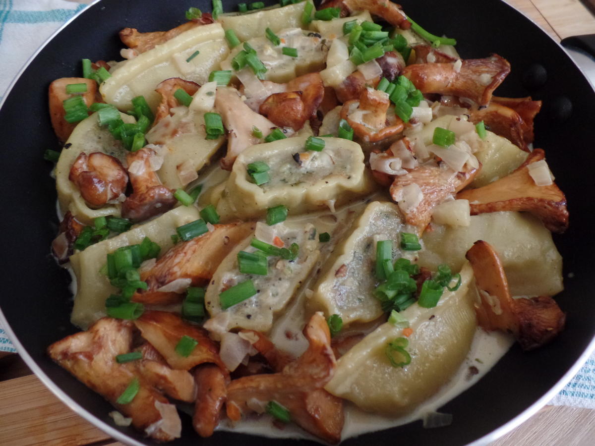 Maultaschen Pfanne mit Pfifferlingen - einfach - von Sheeva1960