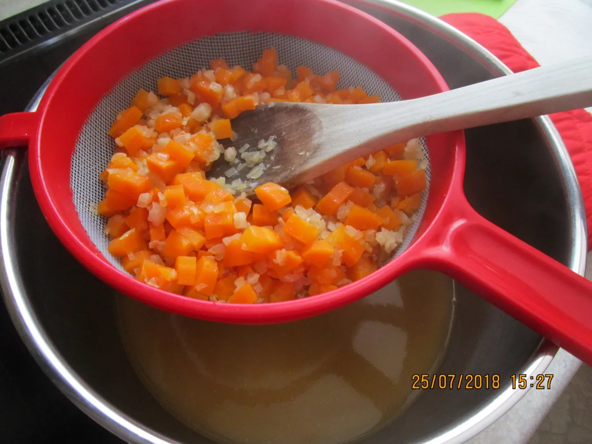Tomaten-Möhren-Ingwer-Süppchen - Rezept - Bild Nr. 6161