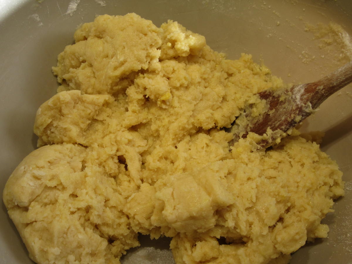 Backen: Zwetschgenkuchen mit Puddingcreme und "Speckkruste" - Rezept - Bild Nr. 6166