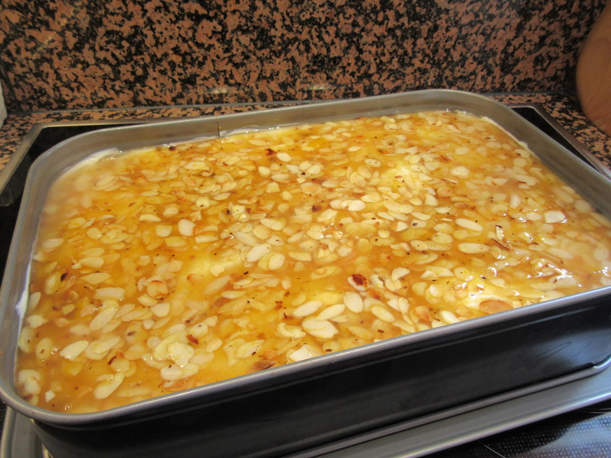 Backen: Zwetschgenkuchen mit Puddingcreme und "Speckkruste" - Rezept - Bild Nr. 6175