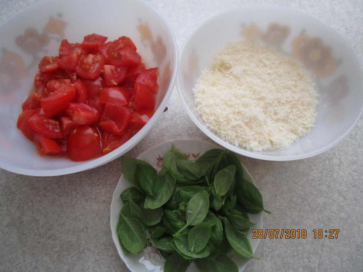 Cremiger Auflauf mit Tomaten/Nudeln und Mozzarellla - Rezept - Bild Nr. 6172
