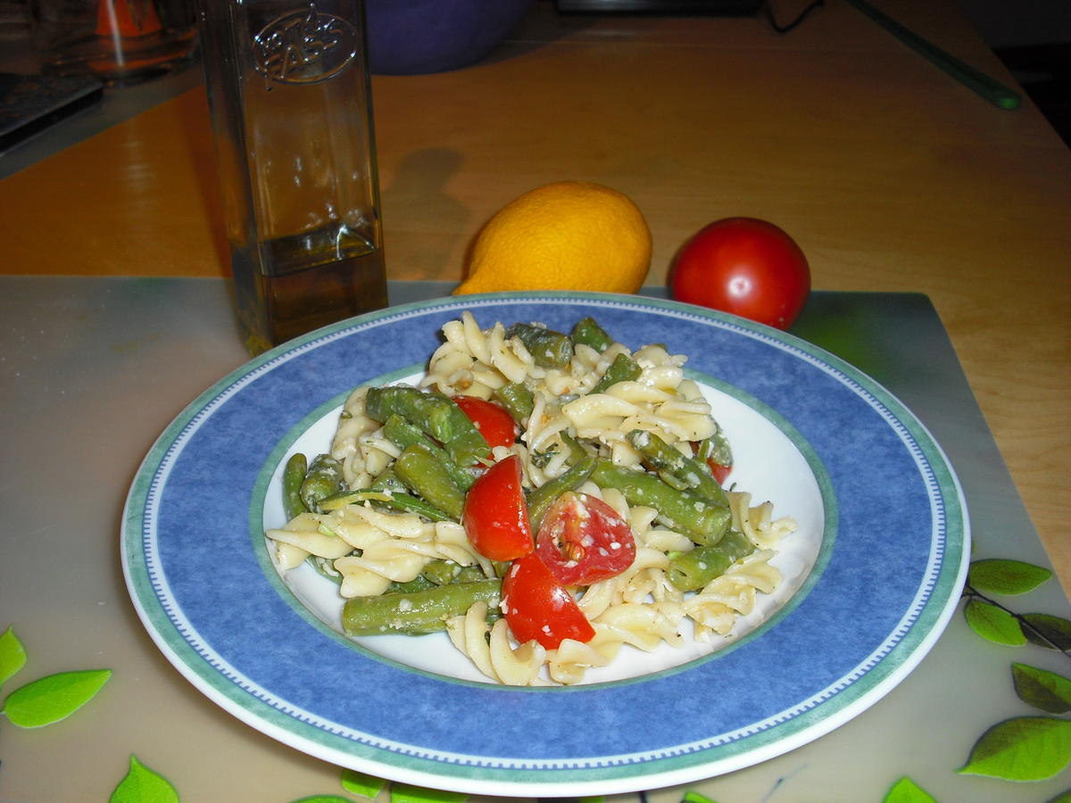 Bohnensalat mit Nudeln und Tomaten - Rezept - Bild Nr. 6944