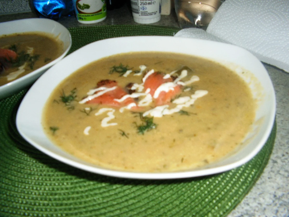 Rezept: Zucchinisuppe mit Lachs Bild Nr. 6197 Zucchinisuppe mit Lachs - Rezept - Bild Nr. 6197