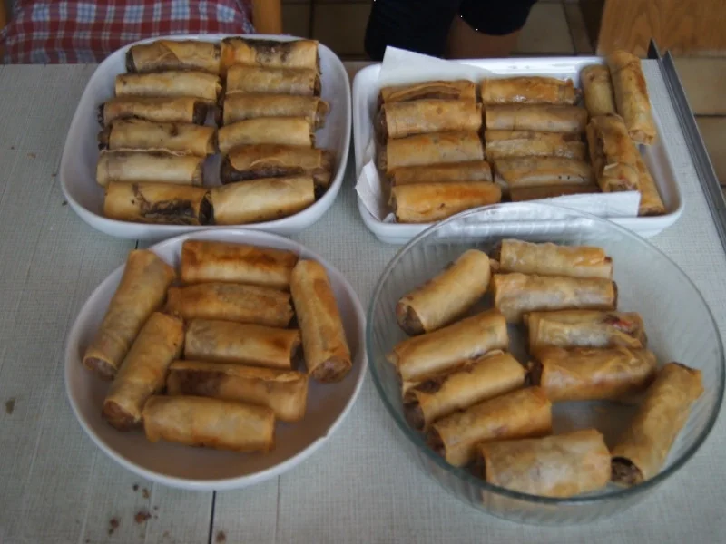 Rezept: Frühlingsrollen mit Rindermett, Weißkohl, Sprossen und Paprika Bild Nr. 6213 Frühlingsrollen mit Rindermett, Weißkohl, Sprossen und Paprika - Rezept - Bild Nr. 6213